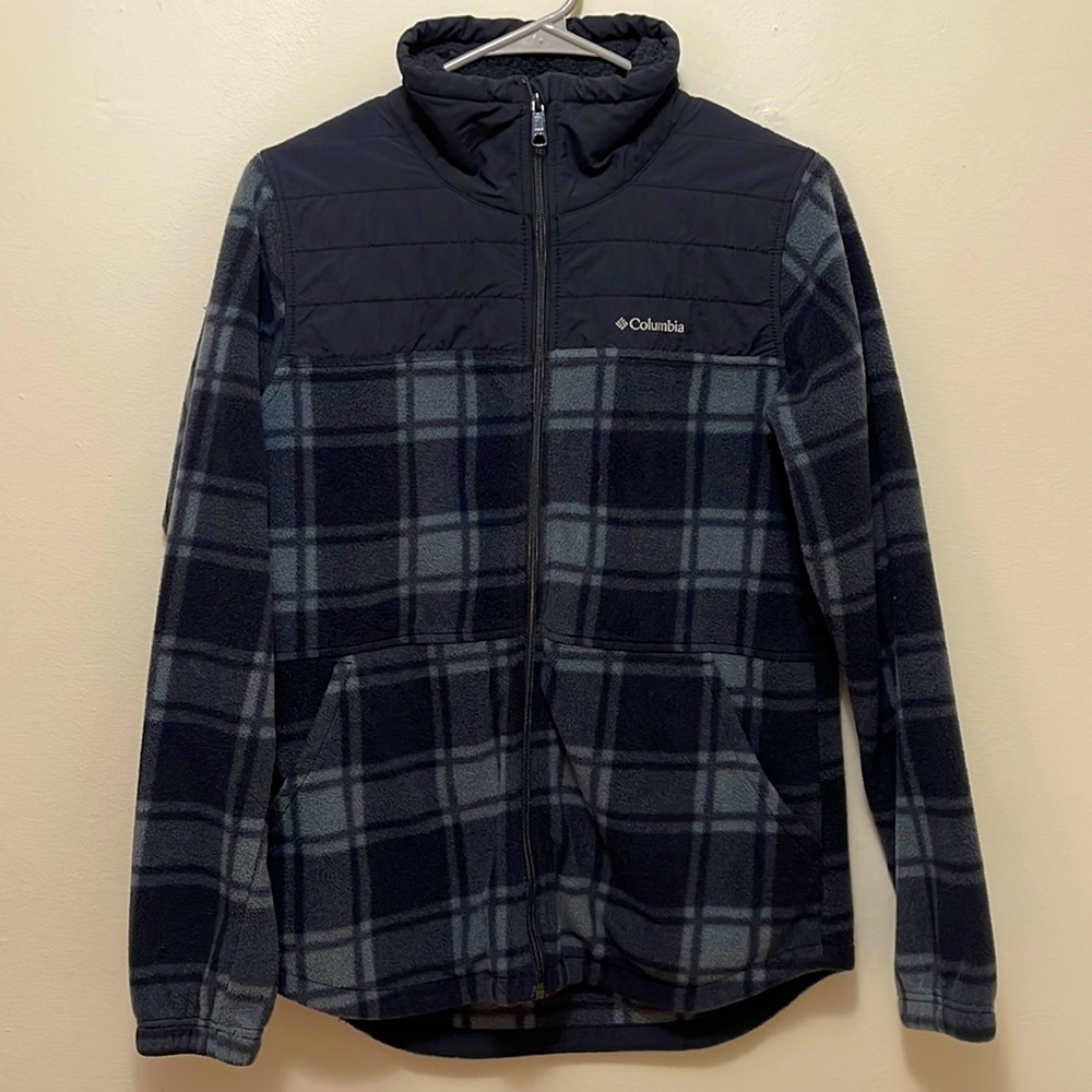 COPY - Women’s Columbia plaid fleece jacket